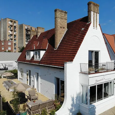 Bonnie's Beachhouse - Aan Zee Holiday home